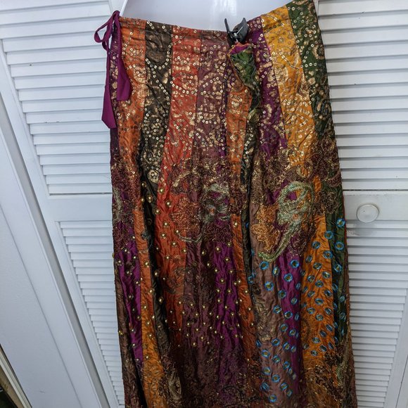 Ethnic Bohemian Festival Maxi
Skirt India Zari Embroidery
Cotton Sequin Quilted - Picture 9 of 14